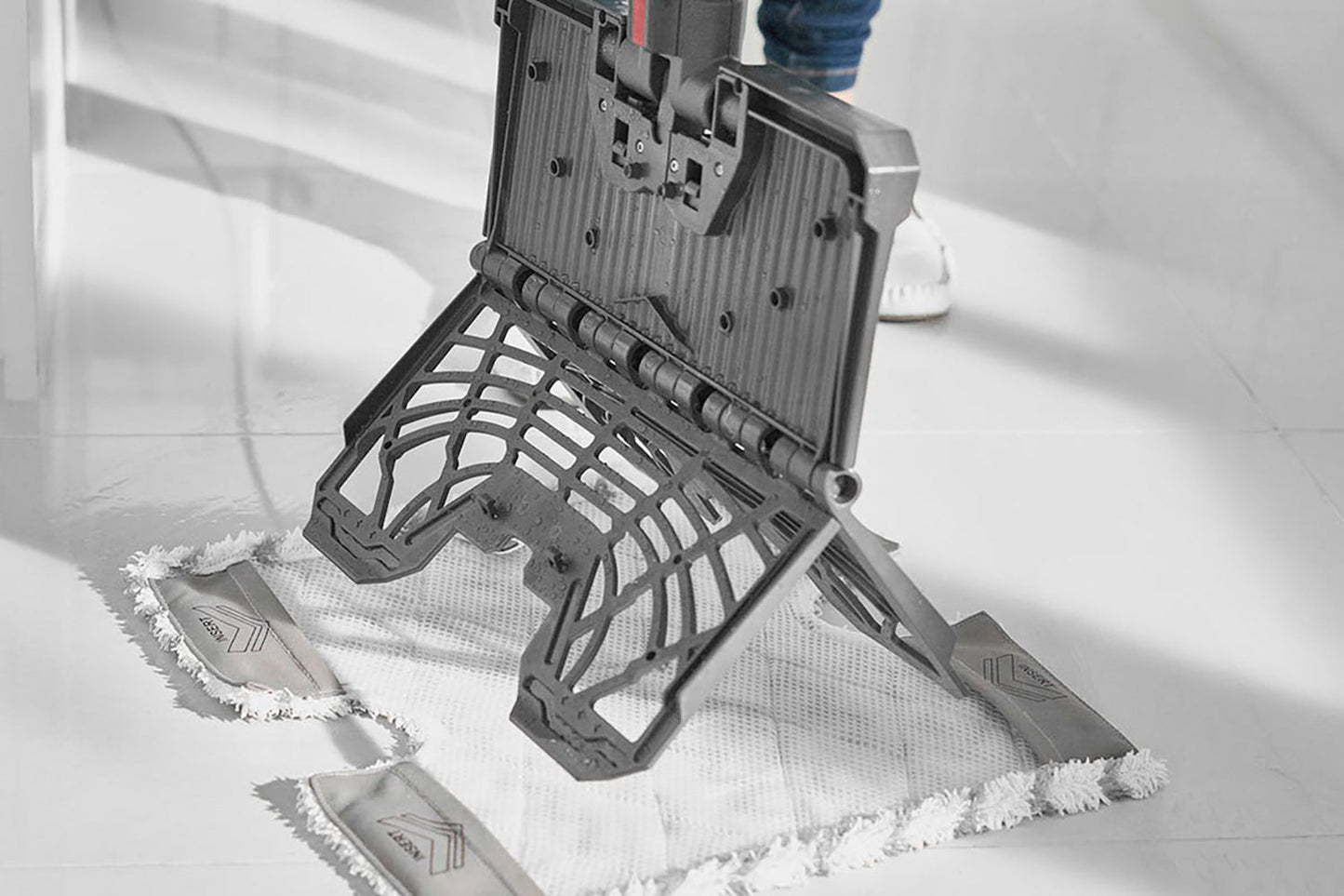 Shark Klik n’ Flip Automatic Steam Mop | S6003UK