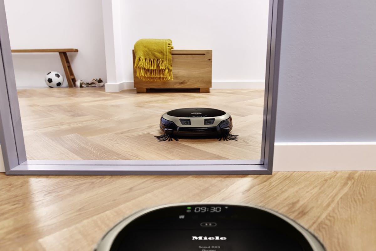 Miele Scout RX3 Runner SPQL Robot Vacuum Cleaner | SCOUTRX3RUNNER