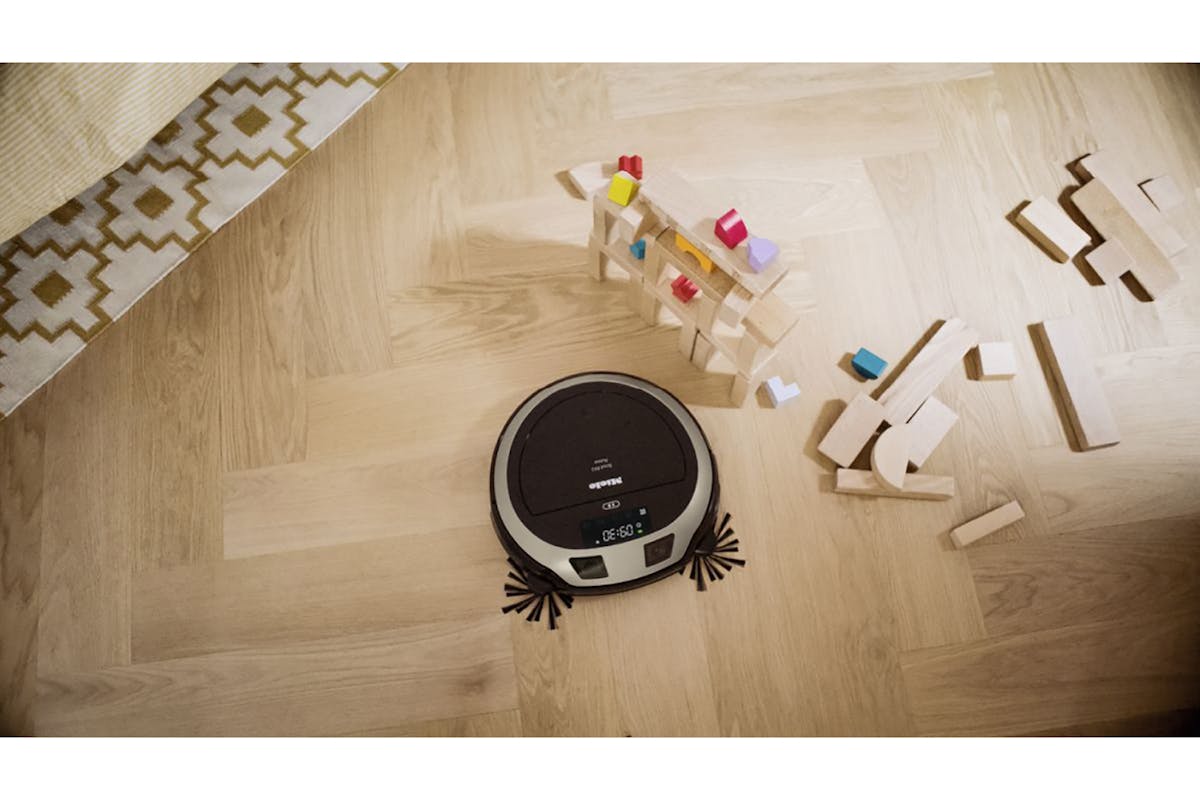 Miele Scout RX3 Runner SPQL Robot Vacuum Cleaner | SCOUTRX3RUNNER